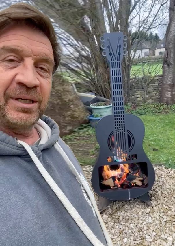 Nick Knowes selfie guitar firepit